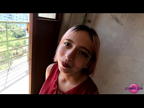 ❤️ Sha'awar ɗalibi yana tsotsar Baƙo a Waje - Cum A Fuskarsa ❤️ Batsa kawai ❌️